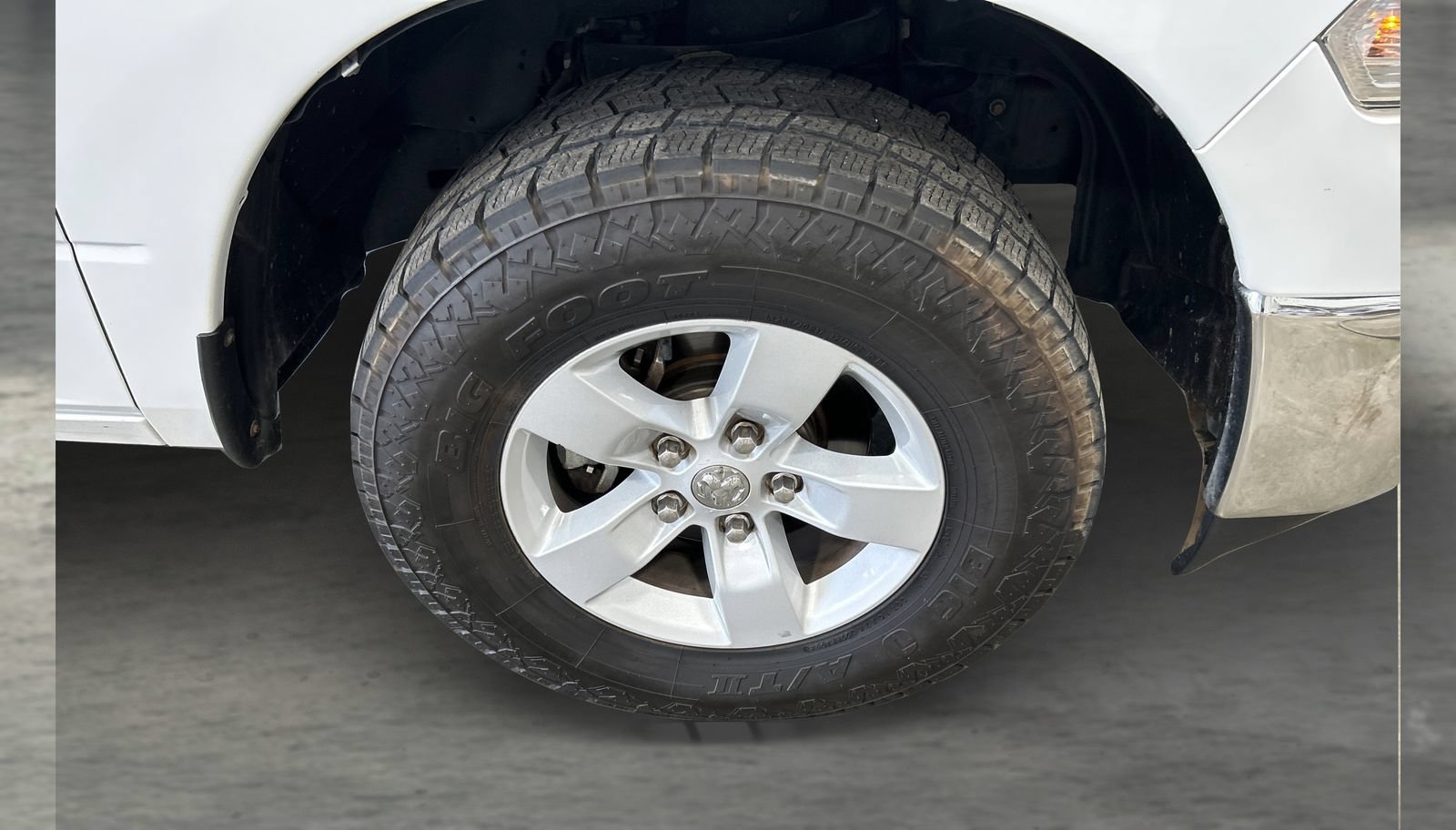Used 2022 RAM 1500 Classic SLT w/ Electronics Group AWD/4WD image 21