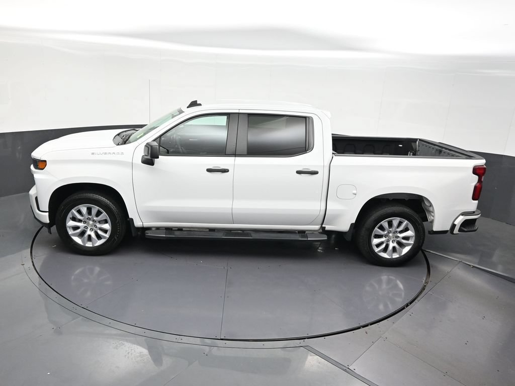 Used 2020 Chevrolet Silverado 1500 Custom w/ Custom Value Package RWD image 16