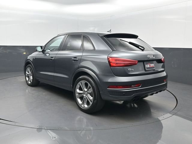Used 2018 Audi Q3 2.0T Premium FWD image 3