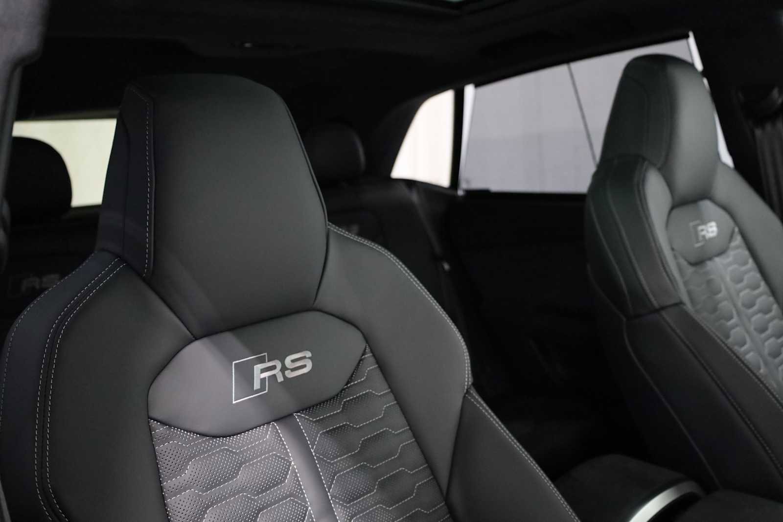 New 2026 Audi RS Q8 performance image 21