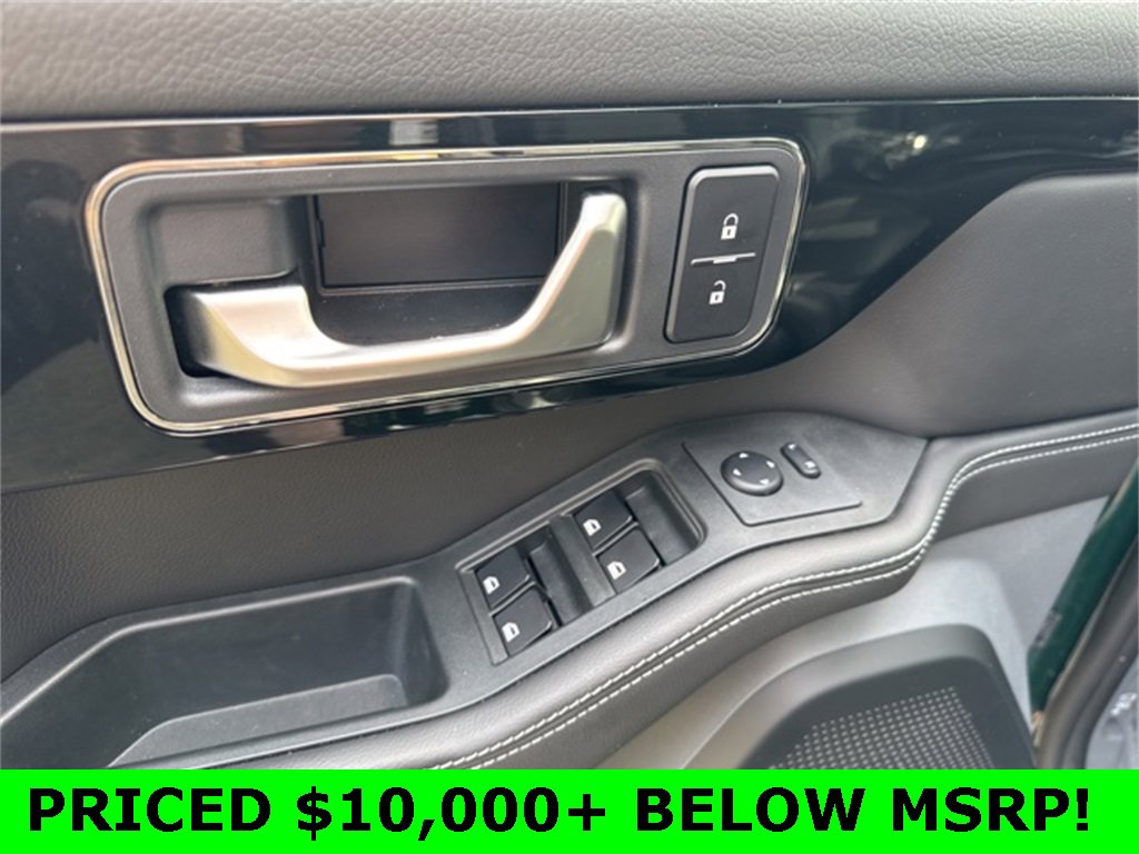 Used 2024 INEOS Grenadier Fieldmaster Edition image 26