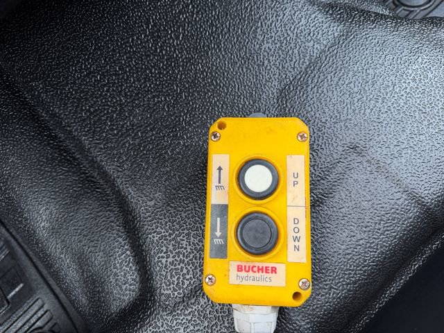 Used 2023 Ford F550 4x4 SuperCab Super Duty image 35