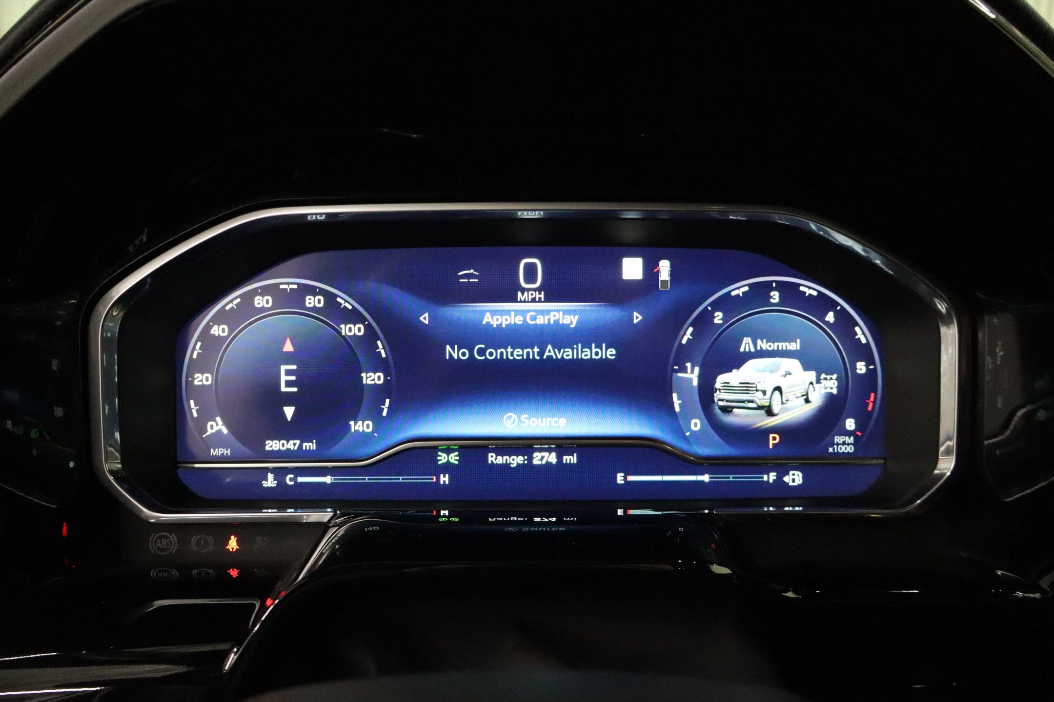 Used 2022 Chevrolet Silverado 1500 High Country w/ Technology Package image 15