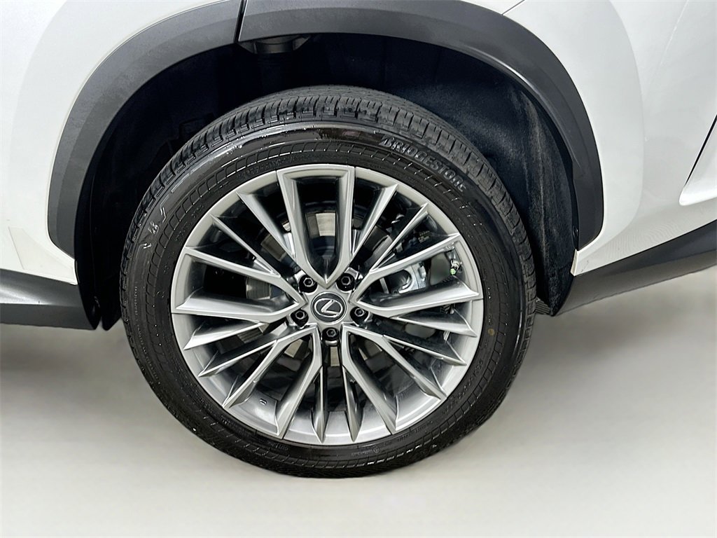 Used 2022 Lexus NX 350h 350h Premium image 24