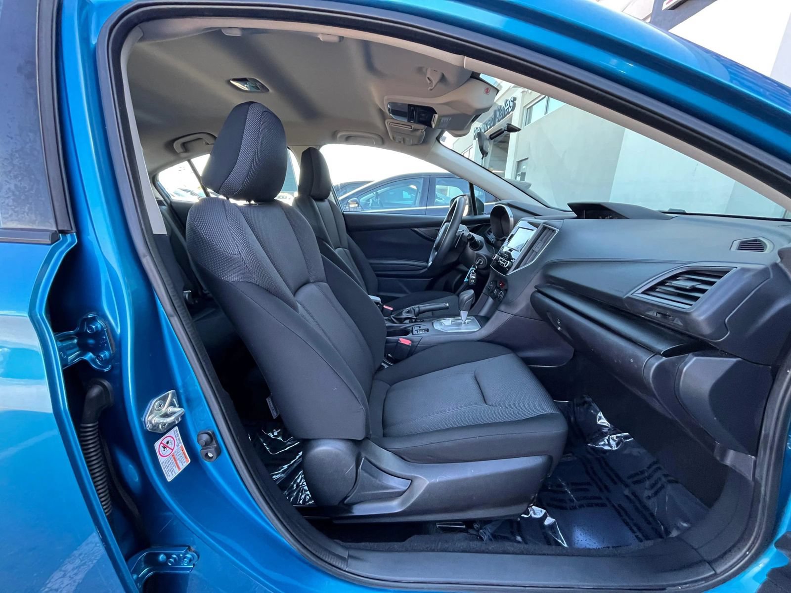 Used 2017 Subaru Impreza 2.0i Premium w/ BSD & Rcta/SRF/Eyesight AWD/4WD image 29