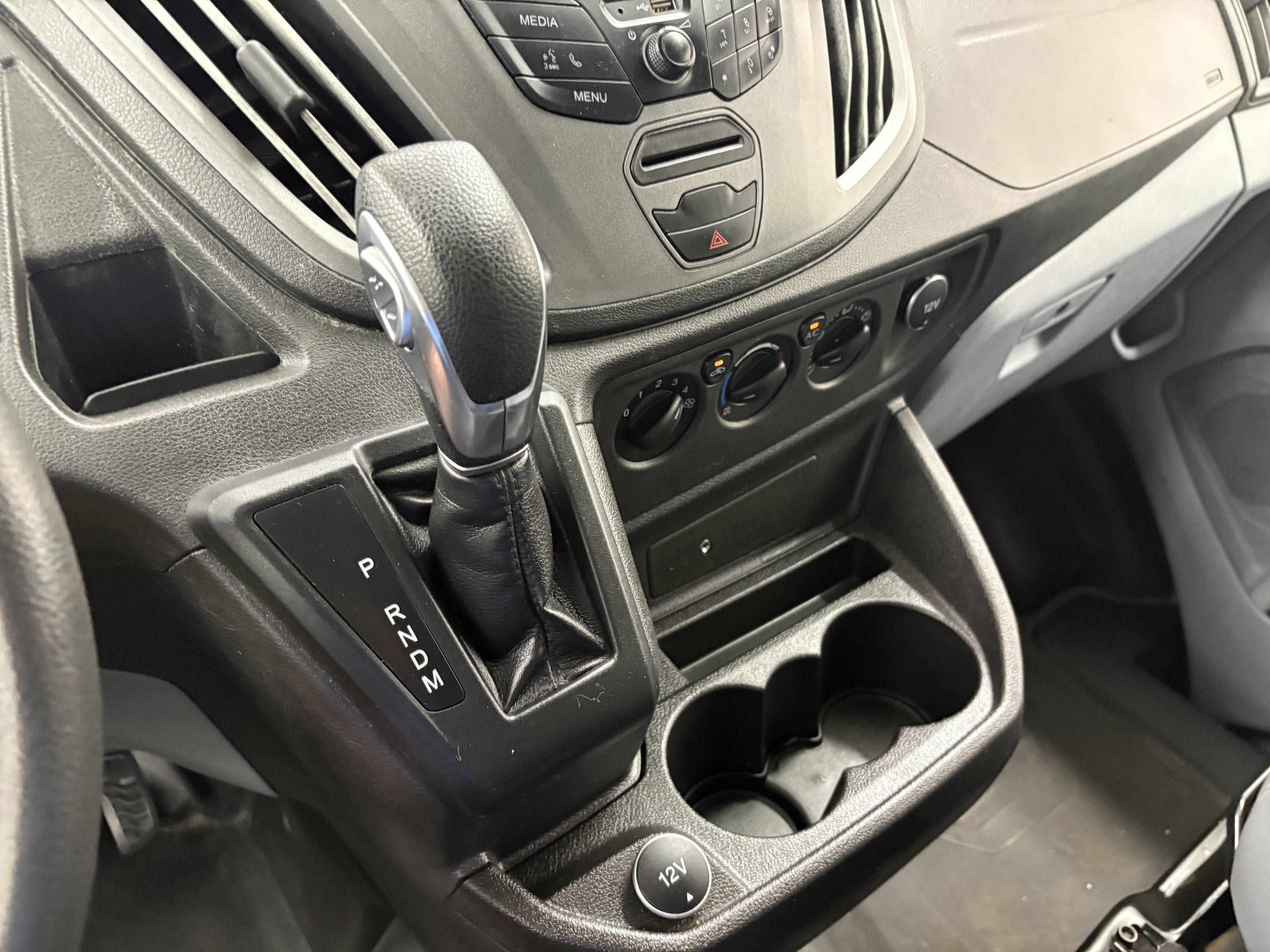 Used 2018 Ford Transit 350 XL RWD image 24