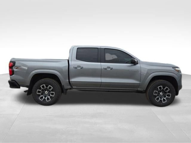 Used 2026 Chevrolet Colorado Z71 w/ Technology Package AWD/4WD image 12