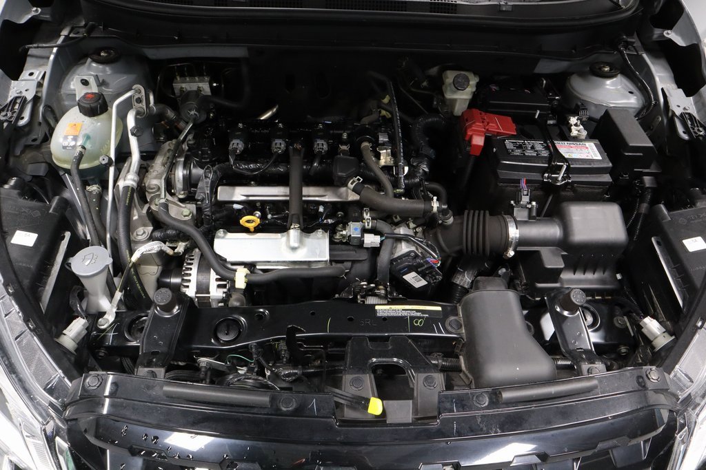 Used 2023 Nissan Kicks SV image 15