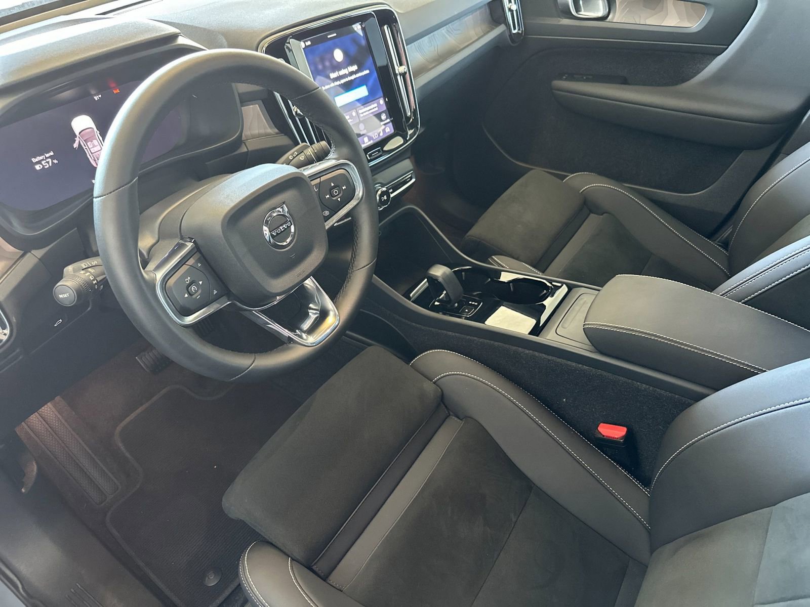 Certified 2023 Volvo C40 P8 Recharge Plus AWD/4WD image 16