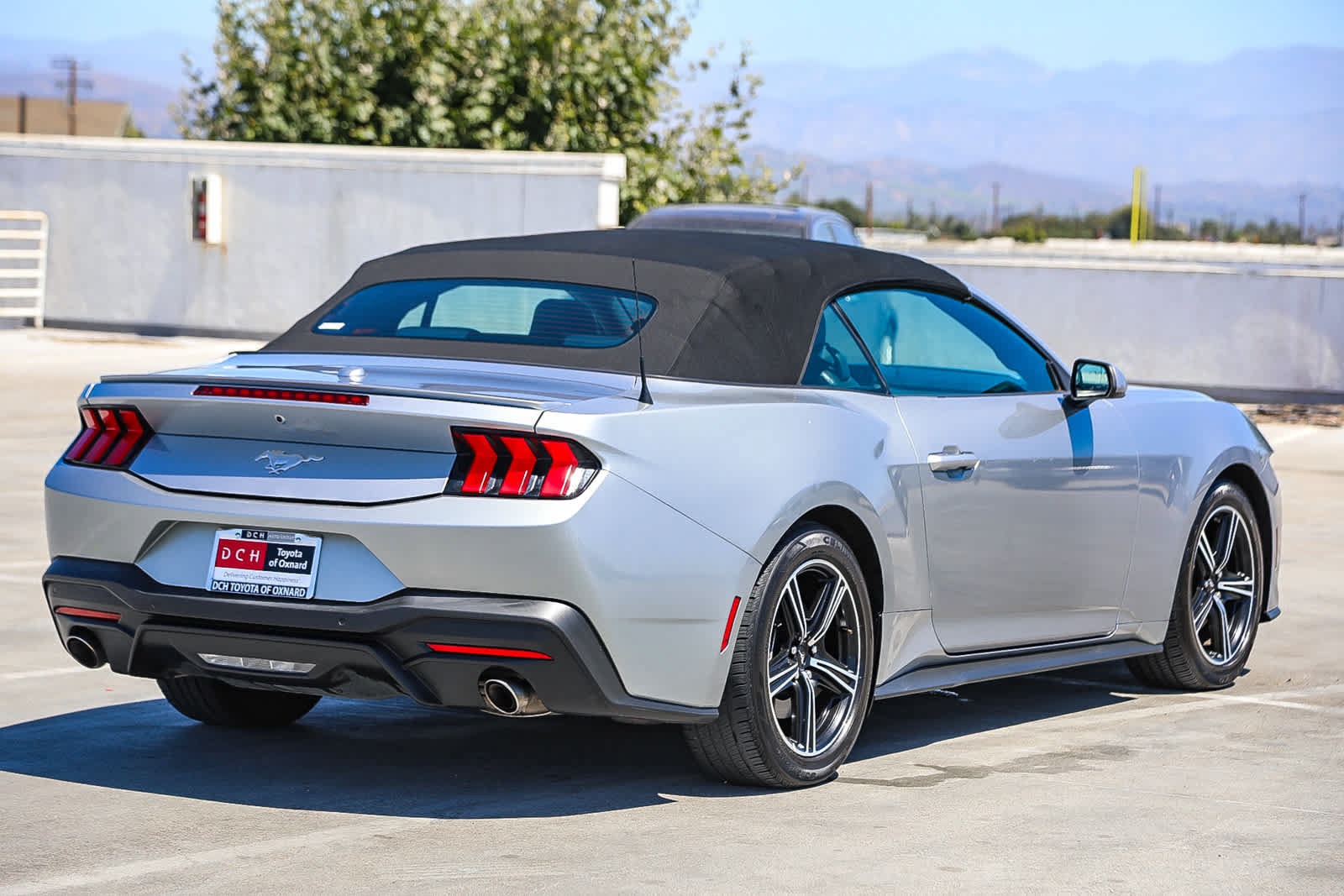 Used 2024 Ford Mustang Premium RWD image 5