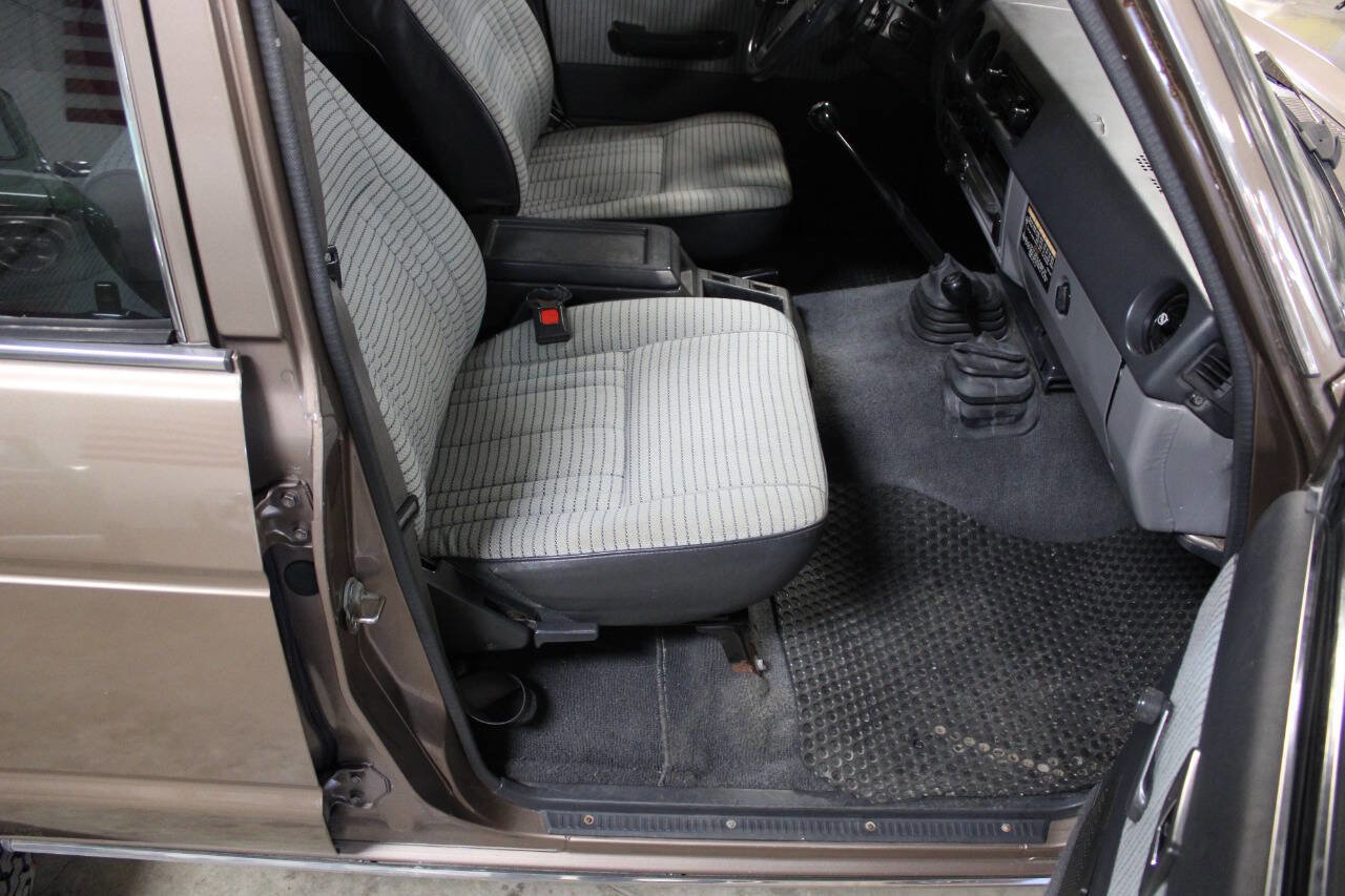 Used 1987 Toyota Land Cruiser image 24