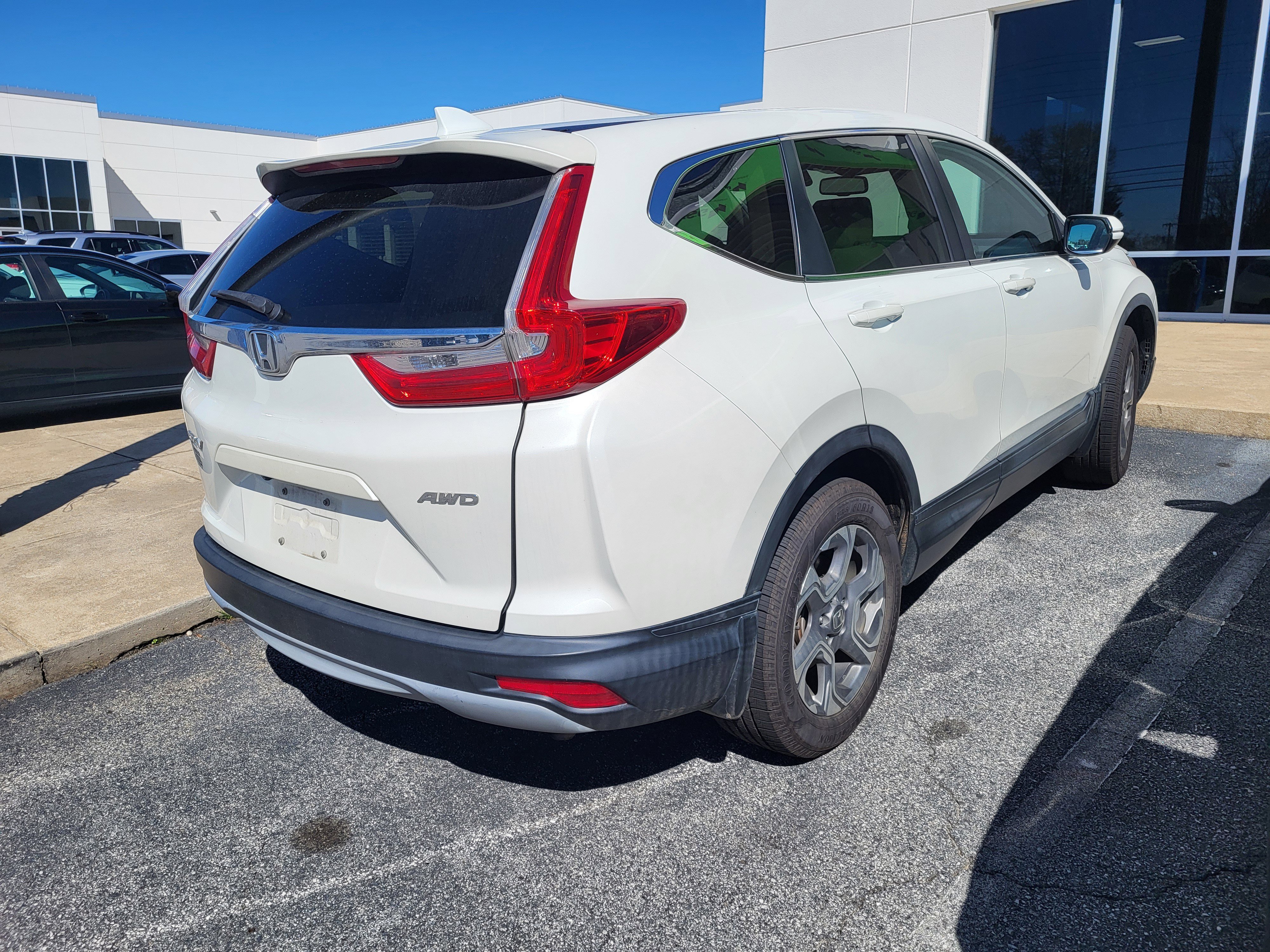 Used 2018 Honda CR-V EX-L image 5