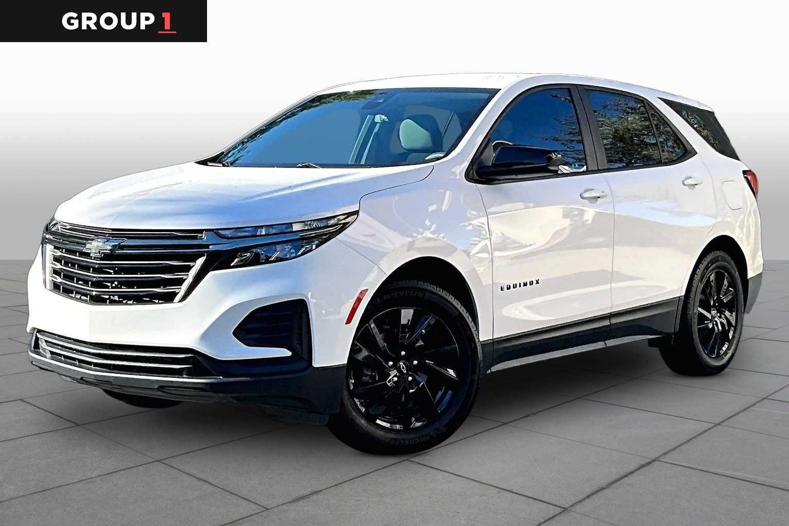Used 2023 Chevrolet Equinox LS w/ Midnight Edition FWD image 1