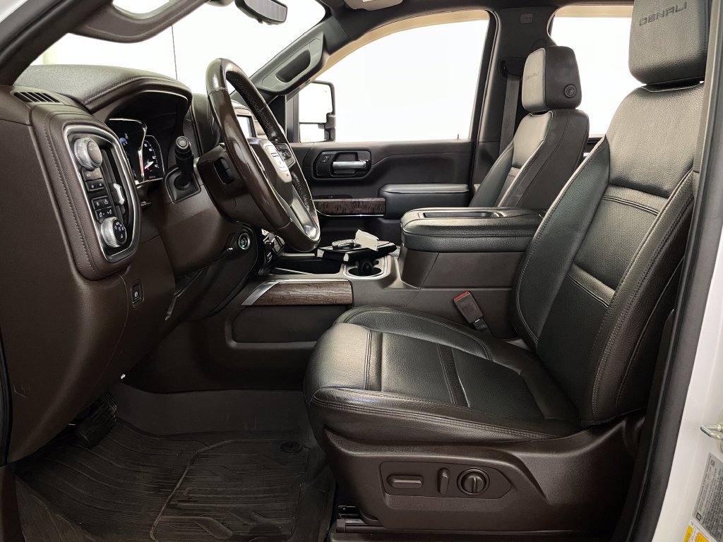 Used 2021 GMC Sierra 2500 Denali w/ Denali Ultimate Package AWD/4WD image 8