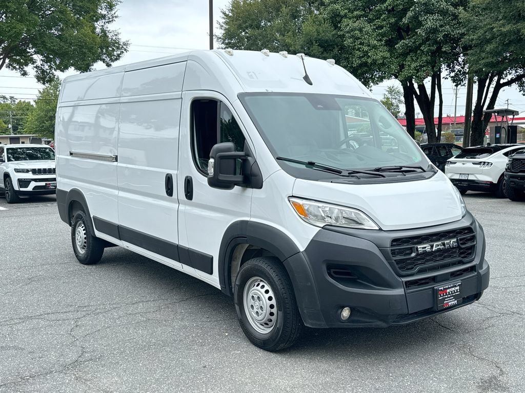 Used 2025 RAM ProMaster 2500 w/ Convenience Group FWD image 1