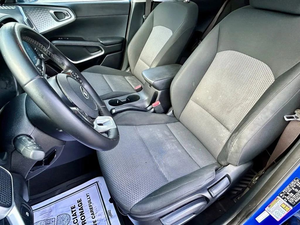 Used 2020 Kia Soul X-Line image 11