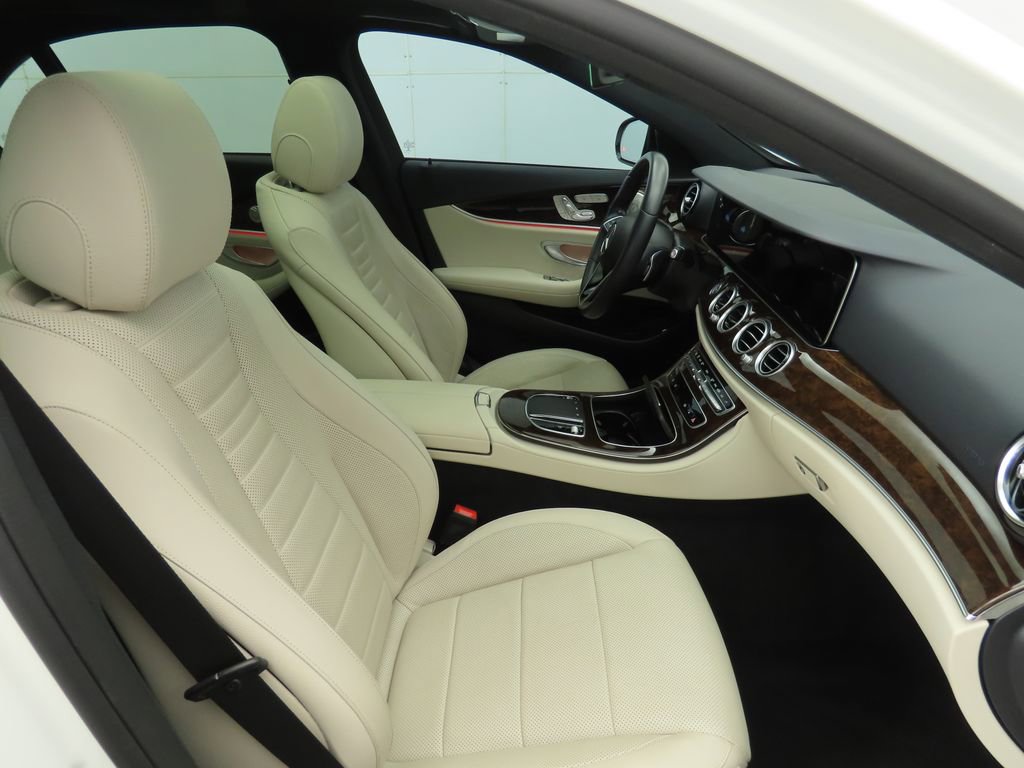 Used 2023 Mercedes-Benz E 350 Sedan image 19