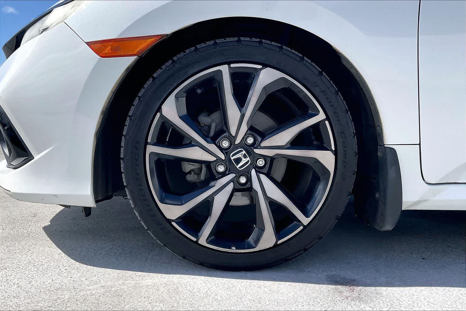 Used 2019 Honda Civic Sport image 8