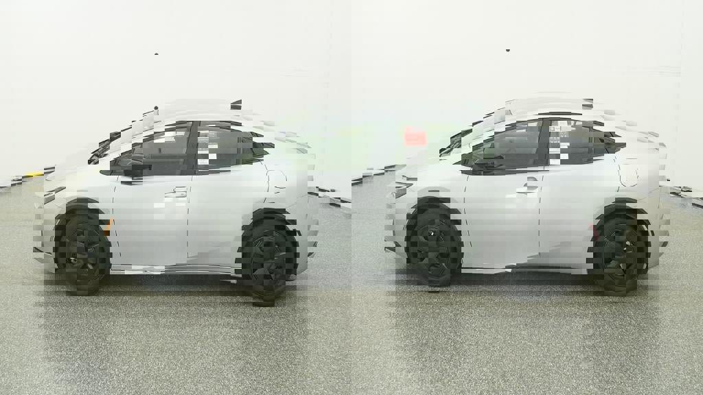 New 2026 Toyota Prius LE image 3