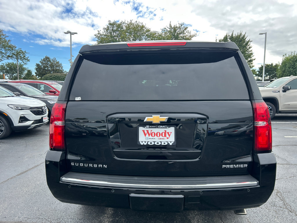 Certified 2020 Chevrolet Suburban Premier w/ Premier Plus Edition AWD/4WD image 9