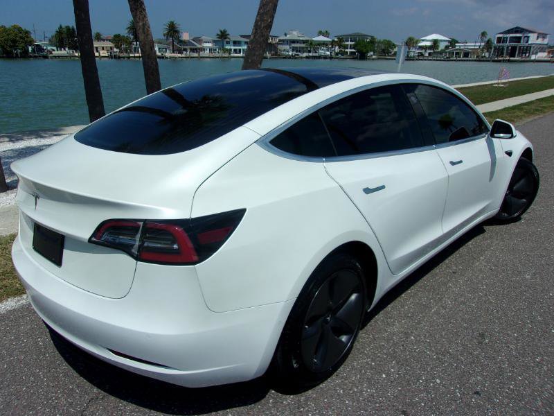 Used 2019 Tesla Model 3 Standard Range Plus image 17