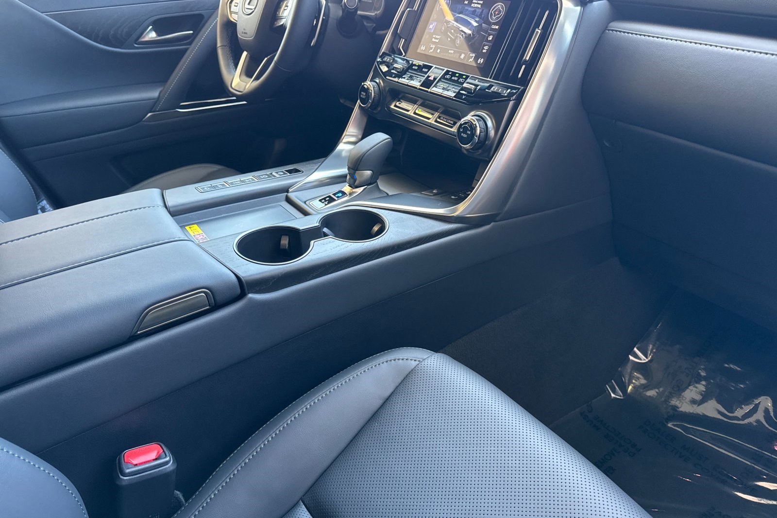 Used 2026 Lexus LX 700h Overtrail image 31