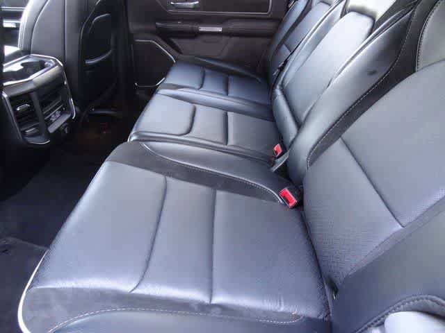 Used 2025 RAM 1500 Laramie AWD/4WD image 8