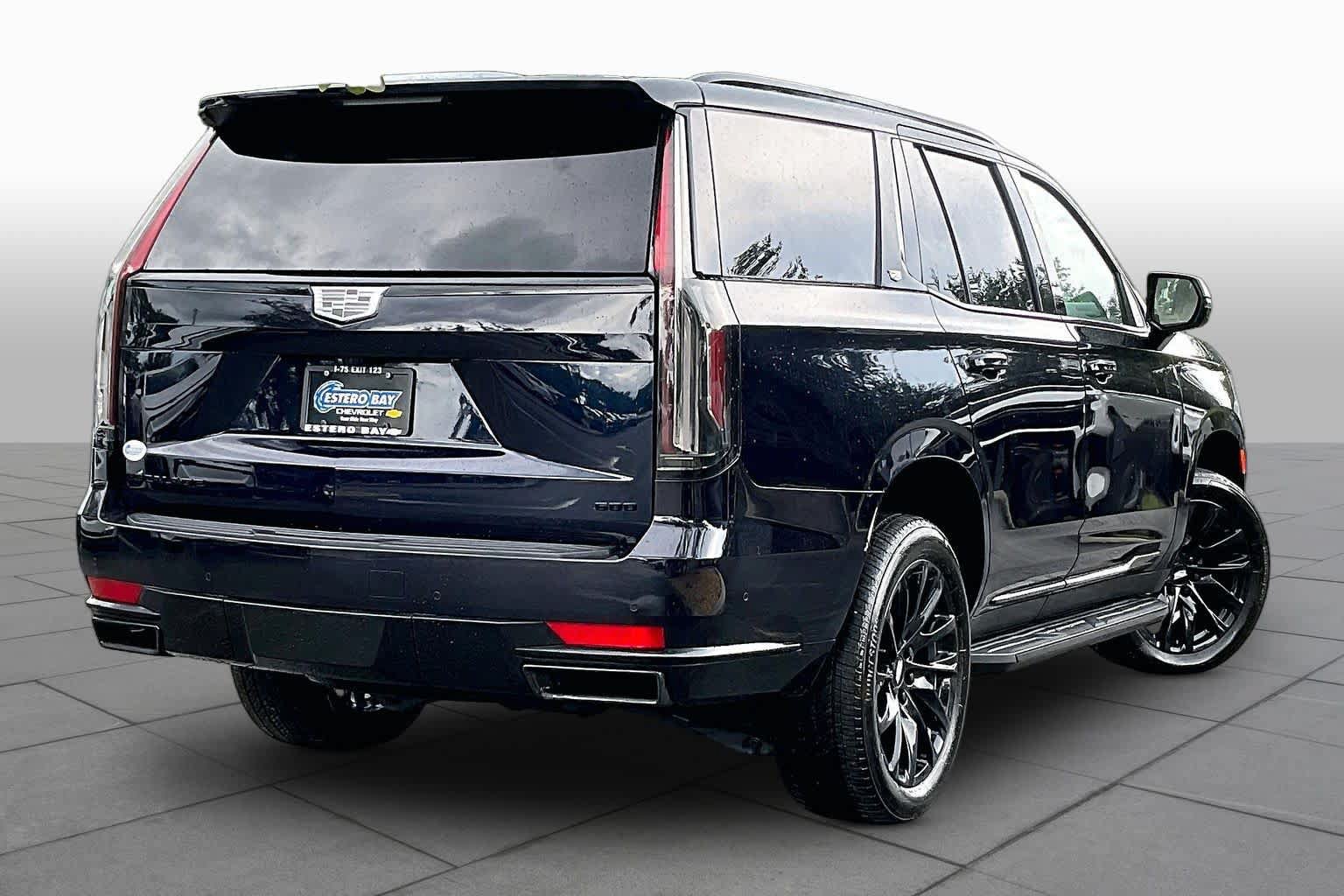 Used 2024 Cadillac Escalade Sport Platinum w/ LPO, ONYX Package AWD/4WD image 25