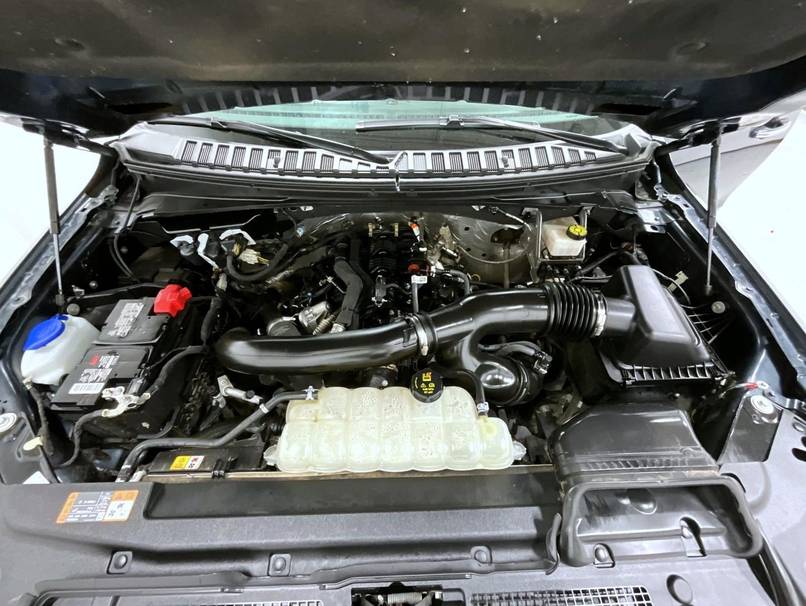 Used 2024 Ford Expedition Platinum image 27