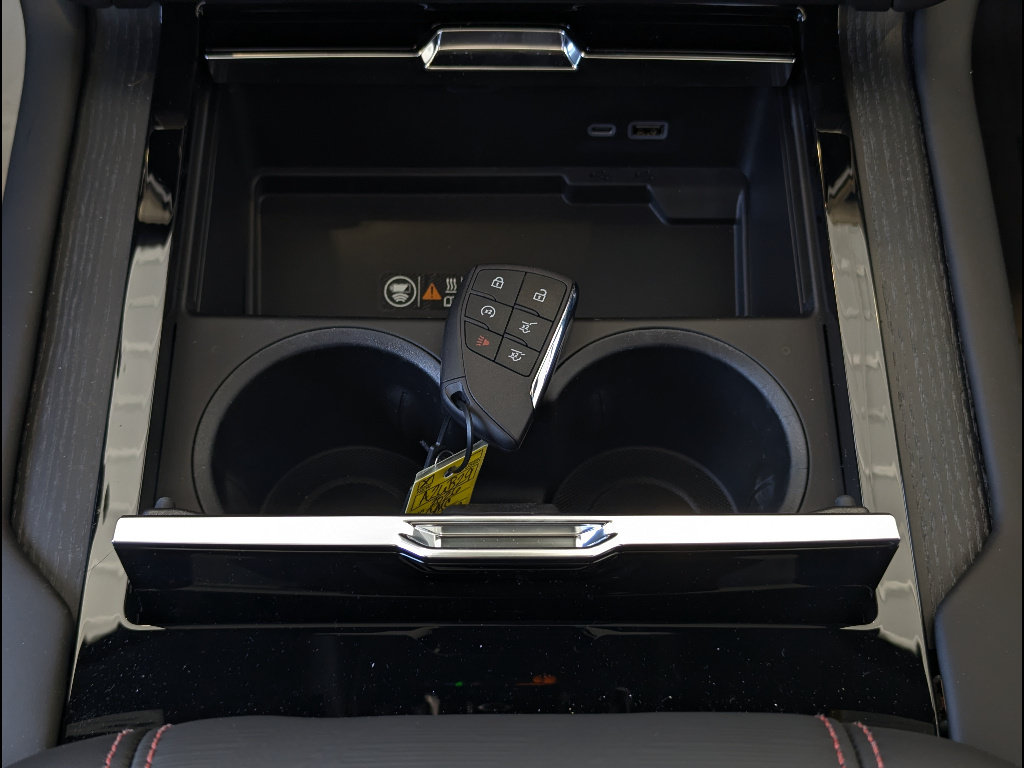 New 2026 GMC Yukon XL AT4 Ultimate w/ LPO, Floor Liner Package AWD/4WD image 29