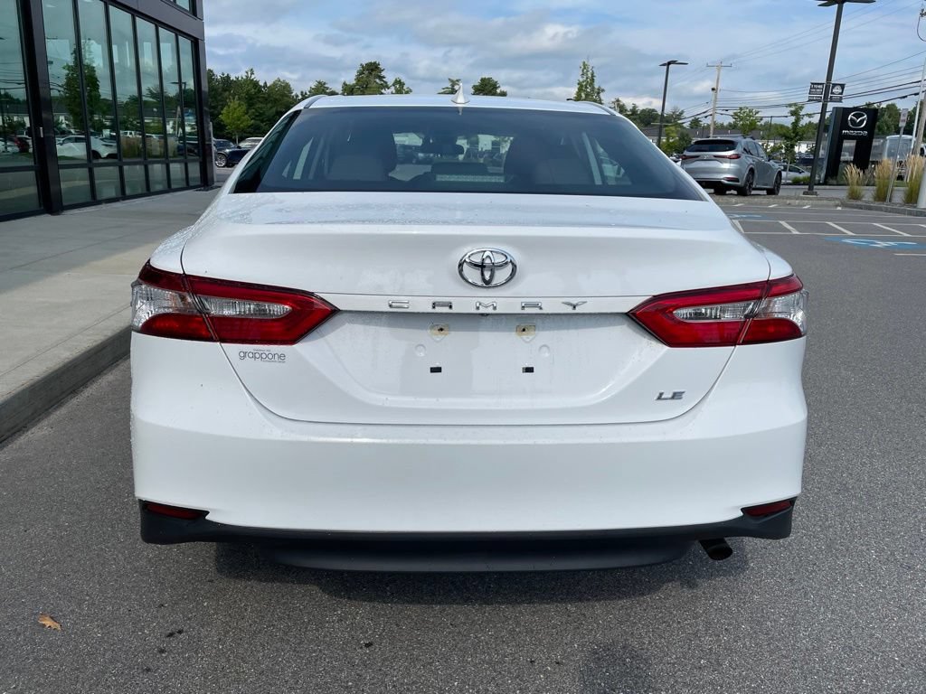 Used 2019 Toyota Camry LE FWD image 5