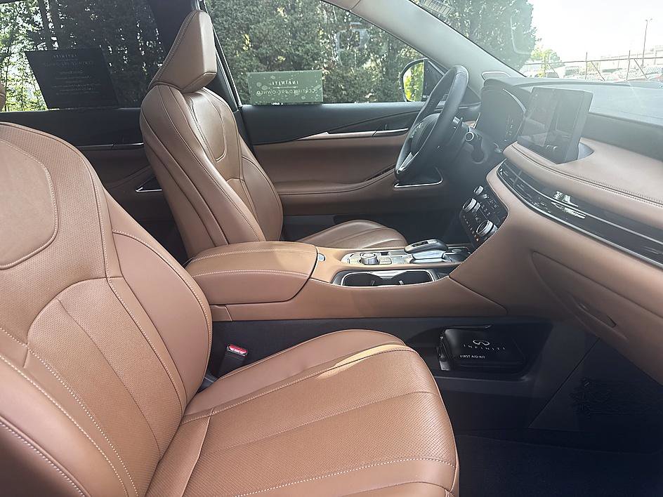 Certified 2025 INFINITI QX60 Sensory w/ Vision Package image 8