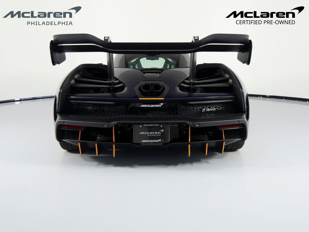 Used 2019 McLaren Senna image 14