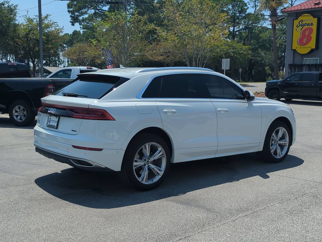 Used 2022 Audi Q8 Premium AWD/4WD image 6
