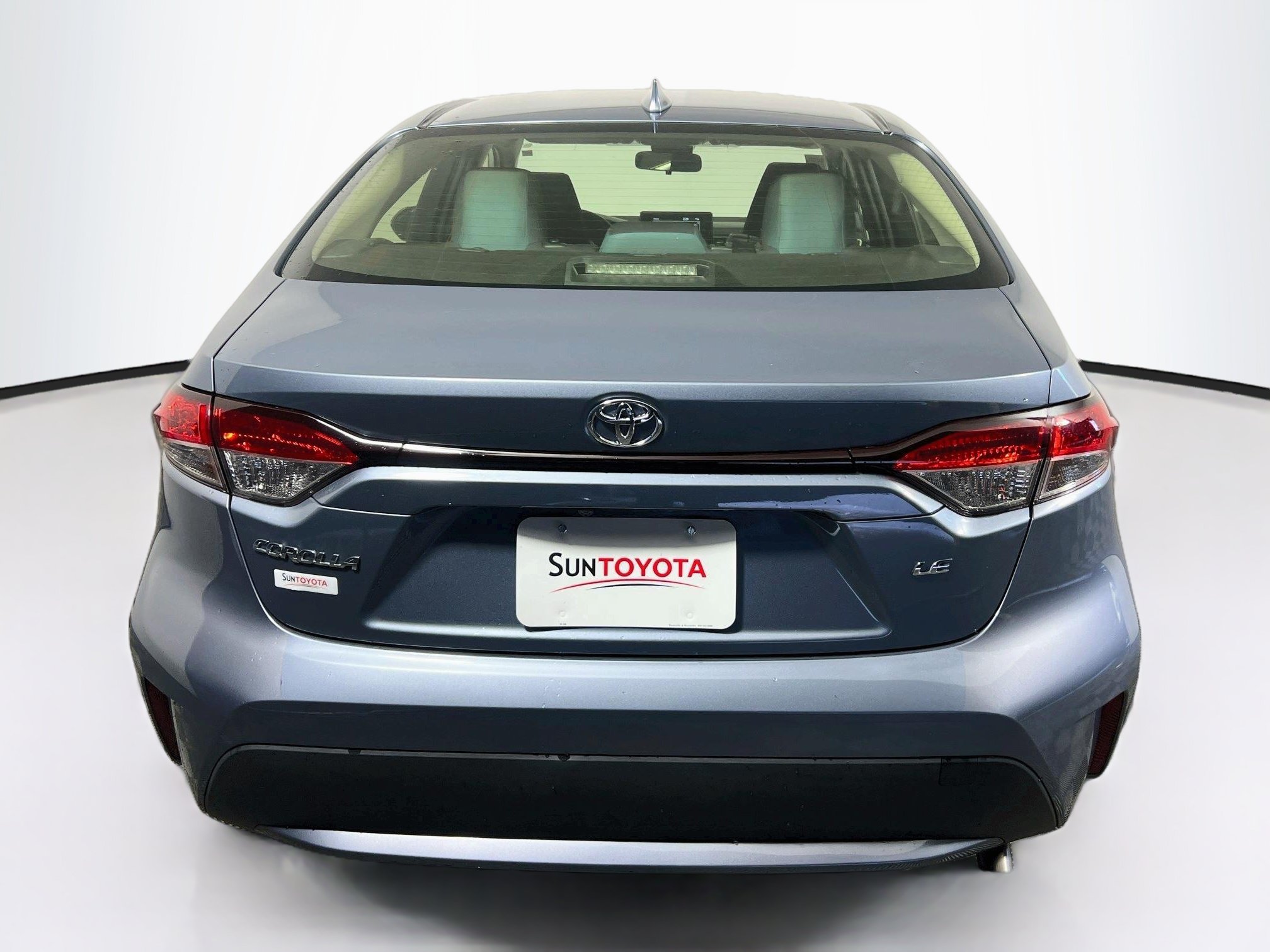 Used 2022 Toyota Corolla LE FWD image 4