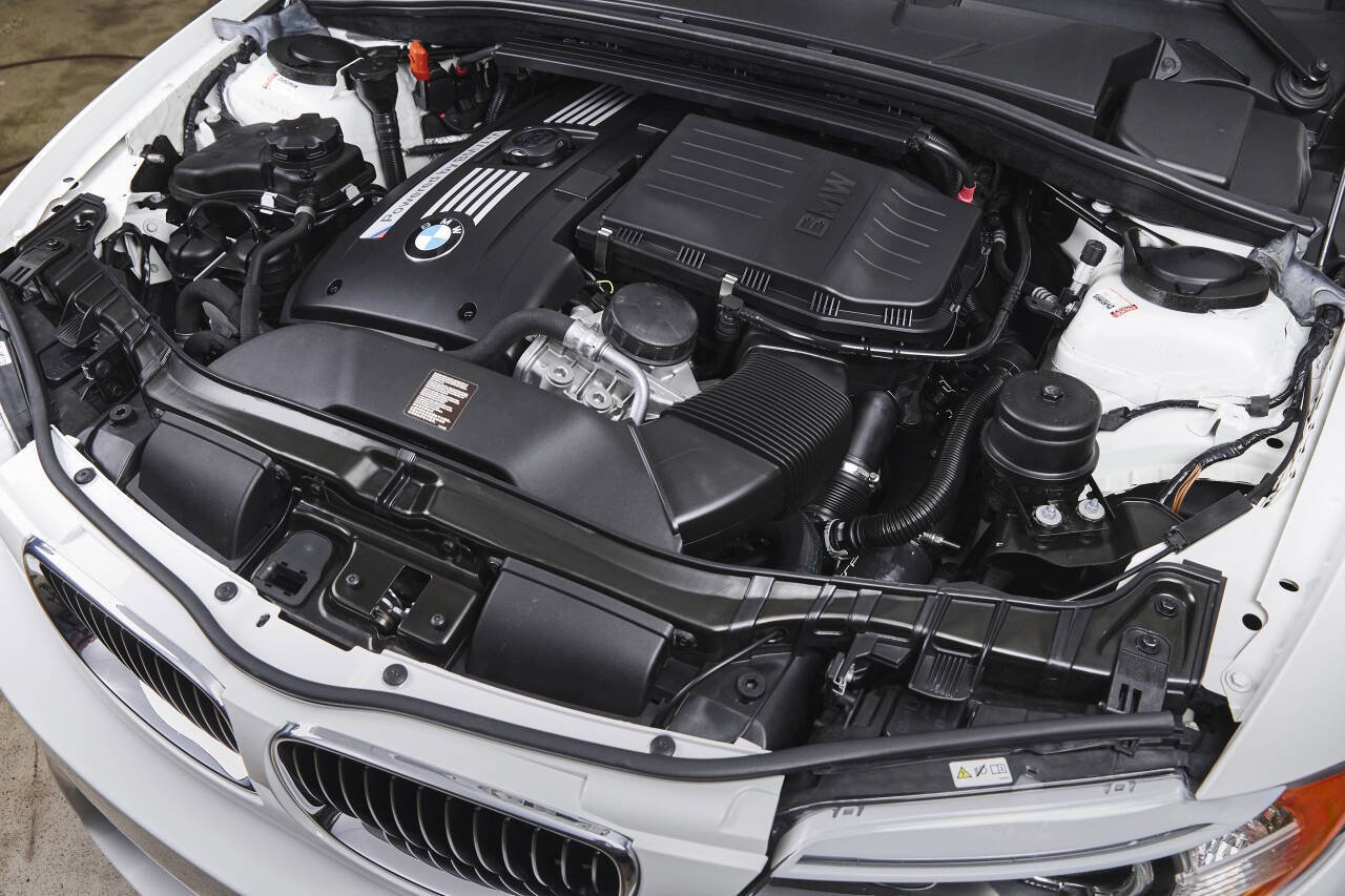 Used 2011 BMW 1 Series M image 83