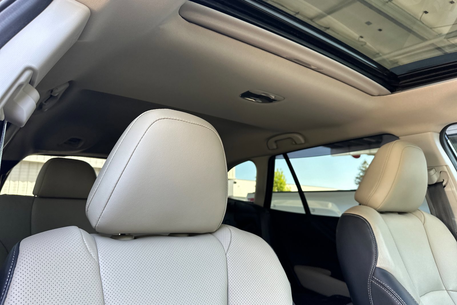 Used 2021 Subaru Outback Limited XT image 17