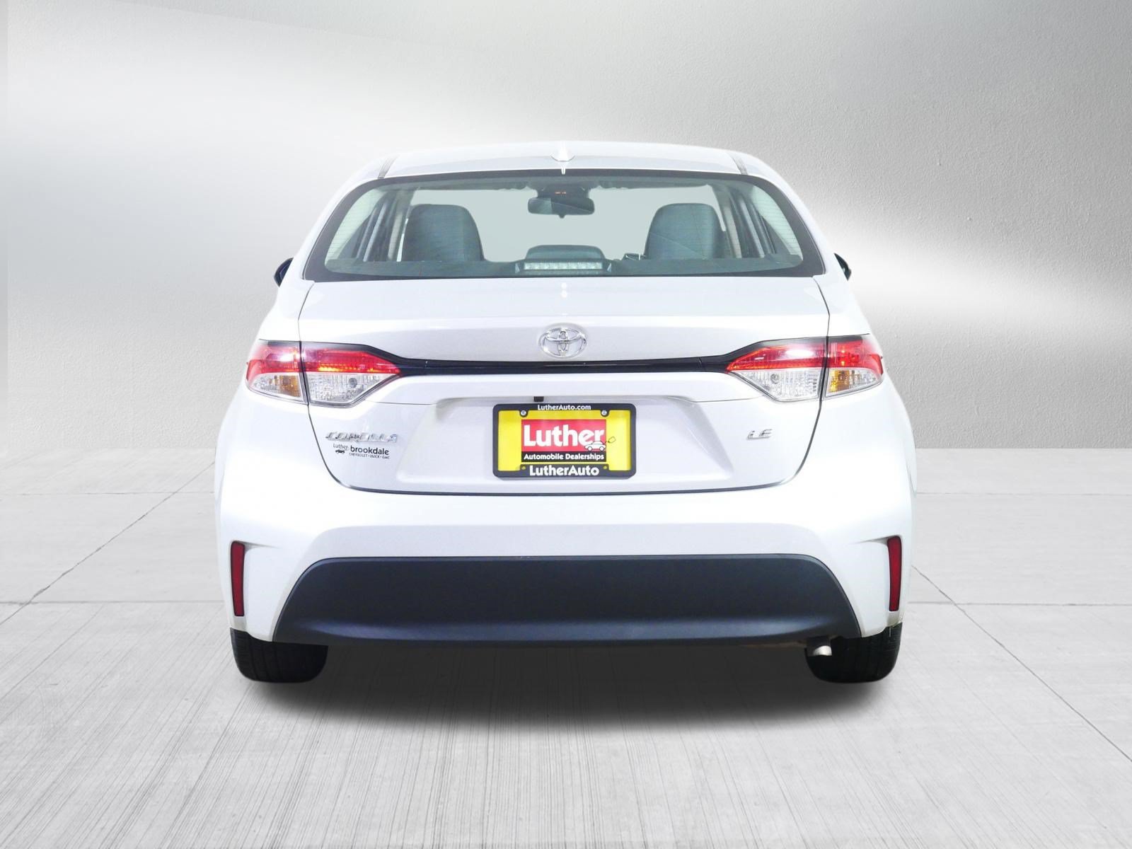Used 2024 Toyota Corolla LE FWD image 6