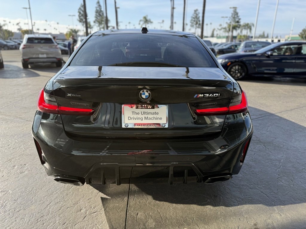 Used 2023 BMW M340i xDrive image 4