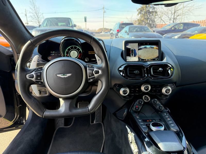 Used 2020 Aston Martin V8 Vantage Coupe RWD image 16