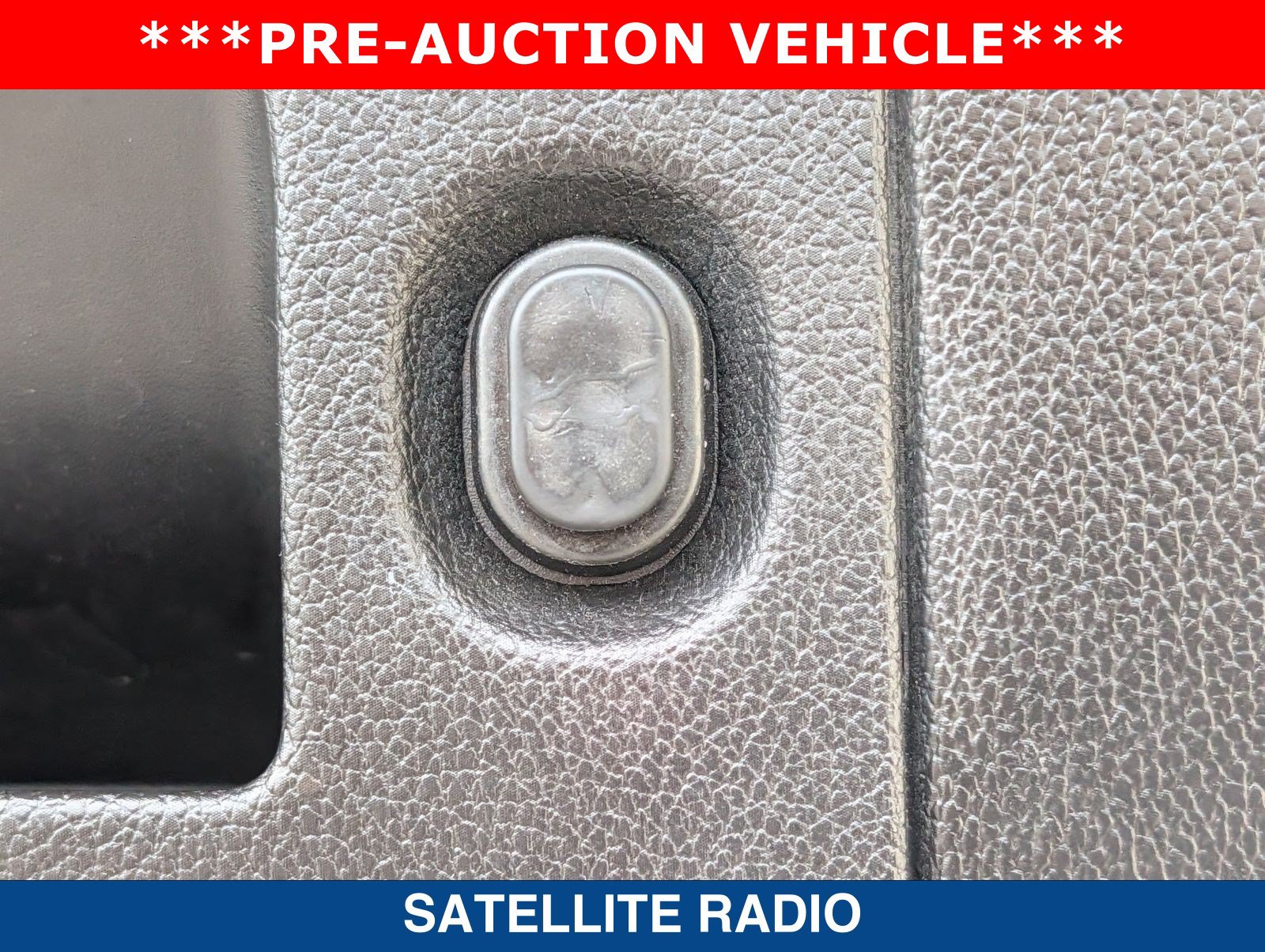 Used 2019 GMC Yukon XL Denali AWD/4WD image 15