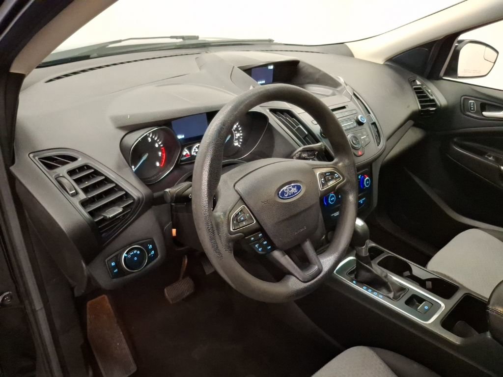 Used 2017 Ford Escape SE image 16