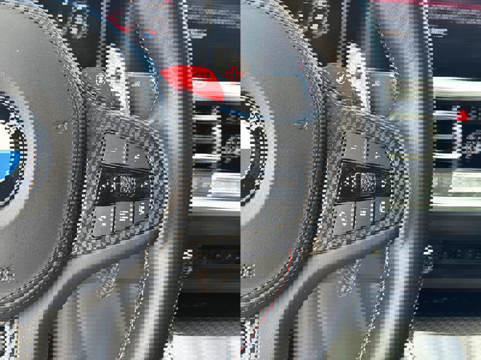 Certified 2023 BMW M4 xDrive Competition w/ Executive Package image 25