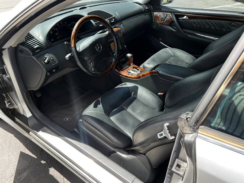 Used 2001 Mercedes-Benz CL 600 image 16