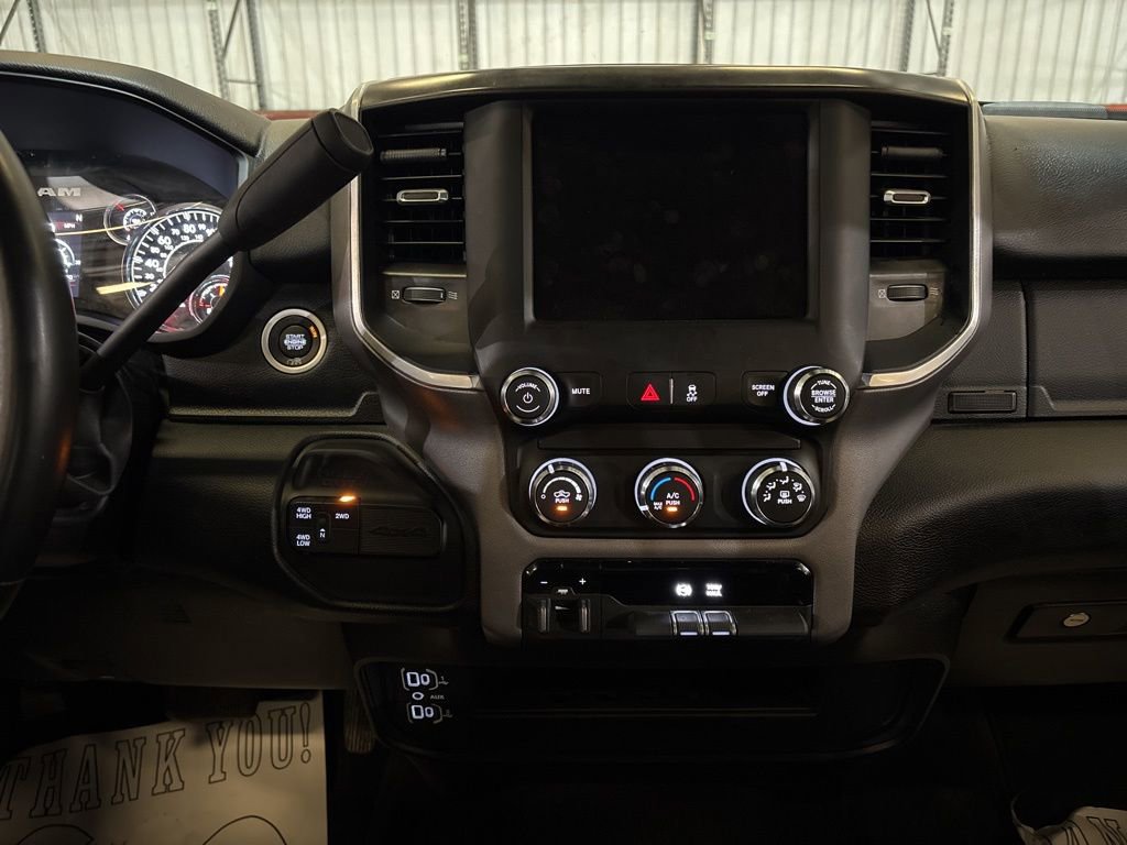 Used 2024 RAM 3500 Big Horn image 27