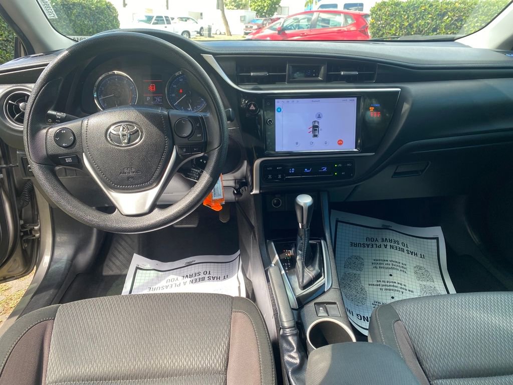 Used 2019 Toyota Corolla LE image 30