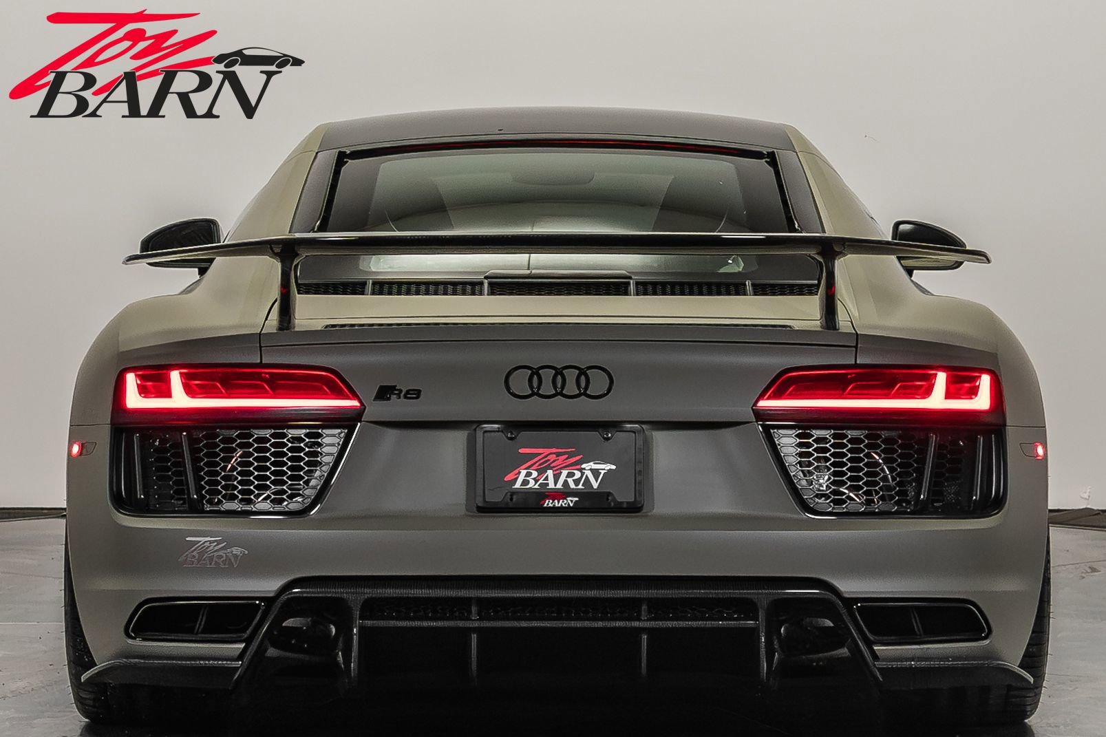 Used 2017 Audi R8 V10 plus image 4