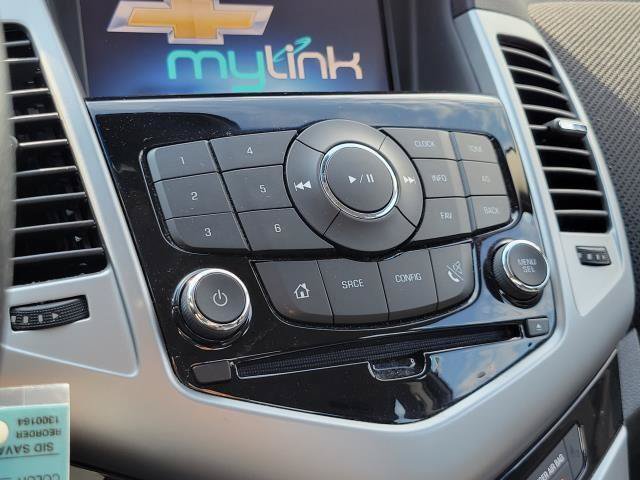 Used 2014 Chevrolet Cruze LT w/ Technology Package FWD image 19