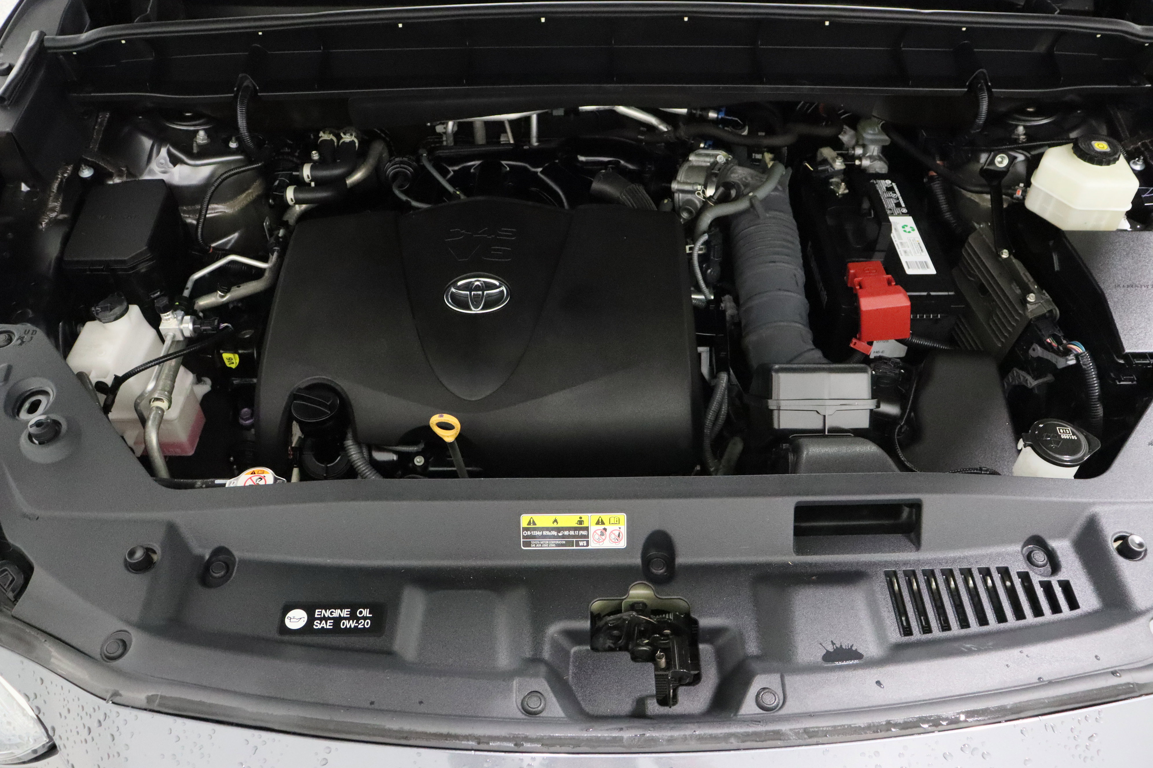 Used 2022 Toyota Highlander XLE image 42