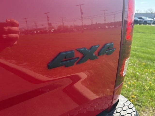 Used 2022 RAM 1500 Classic Warlock w/ Electronics Group AWD/4WD image 38